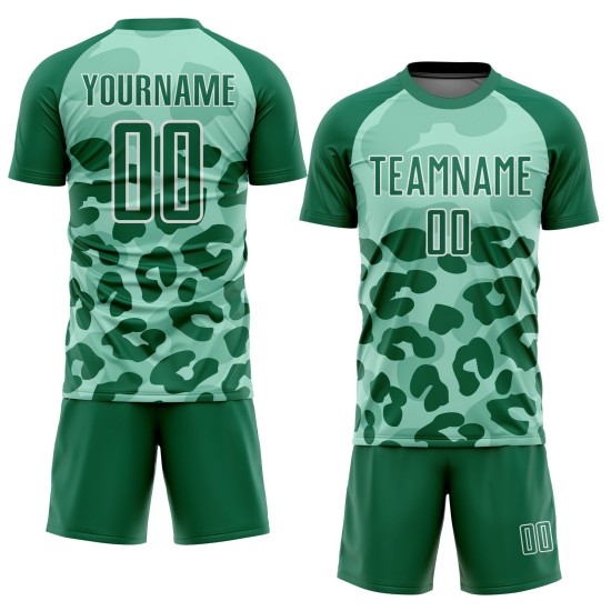 Benutzerdefiniertes erbsengrünes Kellygrün-weißes Sublimations-Fußballtrikot mit Tierdruck Benutzerdefiniertes erbsengrünes Kellygrün-weißes Sublimations-Fußballtrikot mit Tierdruck